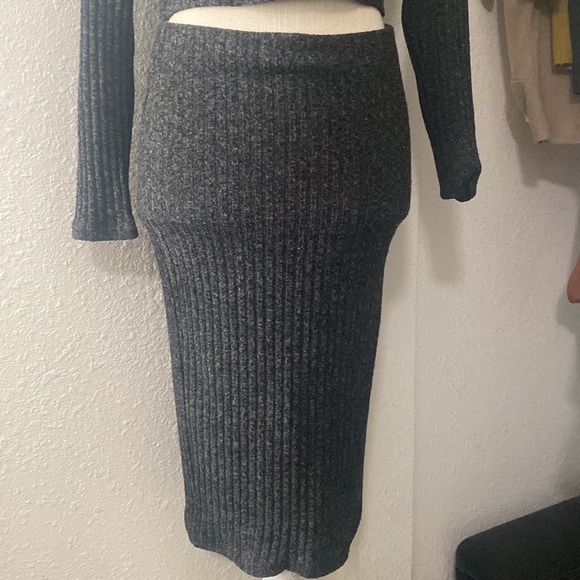 F21 Ribbed Co-Ord Set - Picture 5 of 10